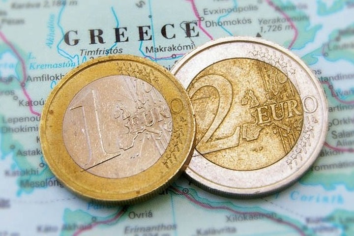 Αποφυγή χρεοκοπίας για την Ελλάδα βλέπει 1 στους 3 αναλυτές