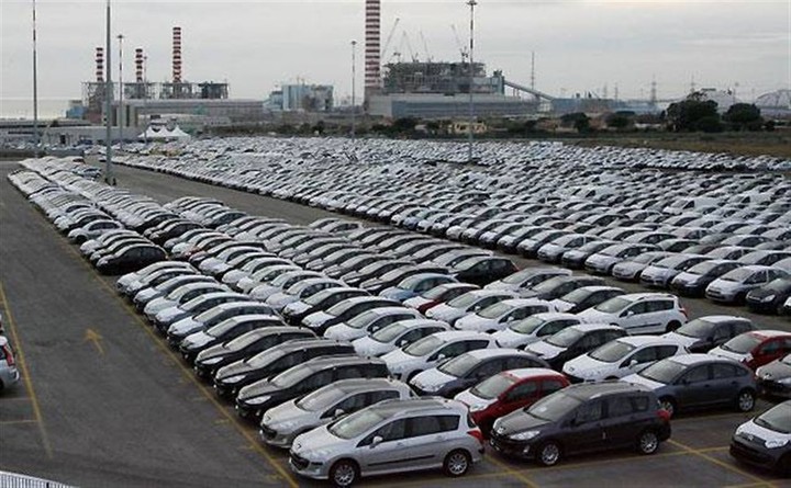  Σταθερές οι πωλήσεις αυτοκινήτων τον Οκτώβριο