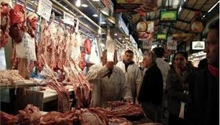Δωρεάν ψημένο κρέας από τους κρεοπώλες της Βαρβακείου Αγοράς