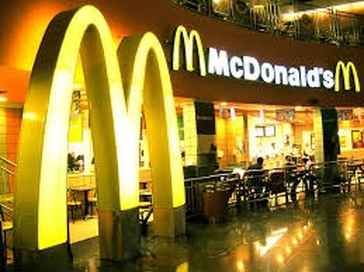 McDonald΄s: Σύλληψη εργαζομένων για διαδηλώσεις 
