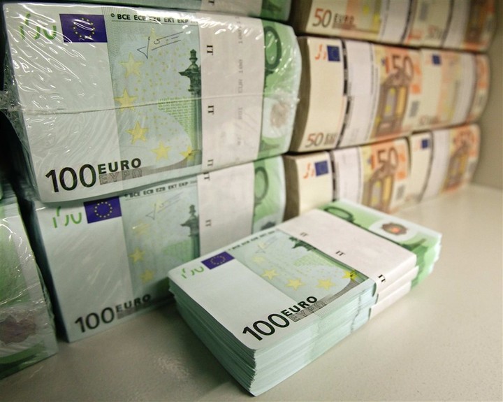 Πέντε δισ. ευρώ ο ετήσιος τζίρος του παράνομου τζόγου