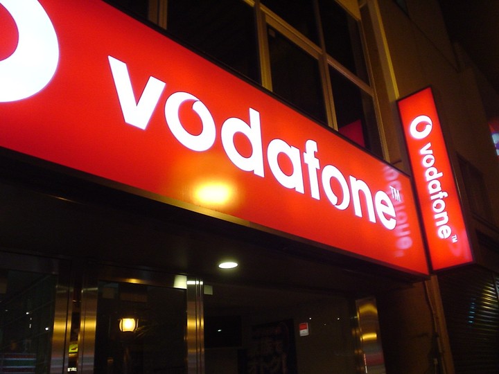 Η Vodafone η συμφωνία με την HOL και το κυνήγι του ενός δις ευρώ