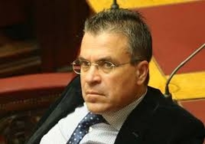 A. Ντινόπουλος (ΥΠΕΣ): Δεν θα υπάρξουν απολύσεις μέσα από την ενδο-δημοτική κινητικότητα 