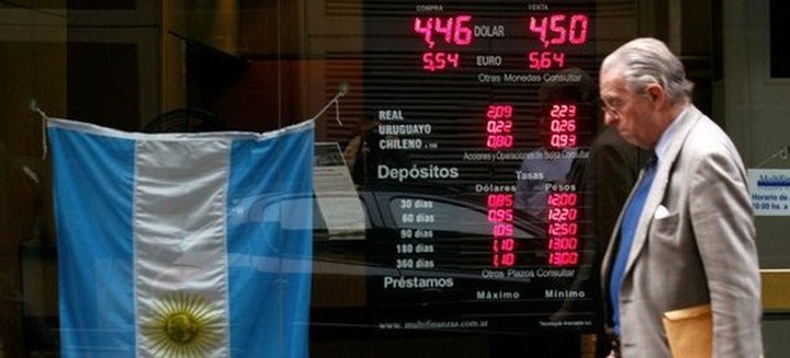 Η Αργεντινή προετοιμάζεται για μία νέα χρεοκοπία την Τετάρτη