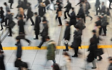 Τροπολογία - φωτιά μειώνει τις προσλήψεις κατά 3.000