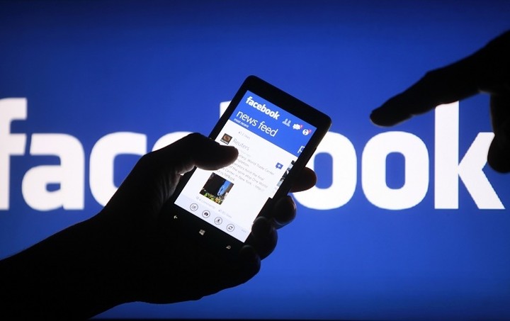 To Facebook ετοιμάζει κουμπί με το οποίο θα δείχνουν οι χρήστες τη δυσαρέσκειά τους