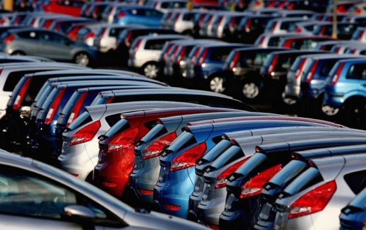 Μειώθηκαν οι πωλήσεις αυτοκινήτων στην Ελλάδα - Αναλυτικά τα στοιχεία