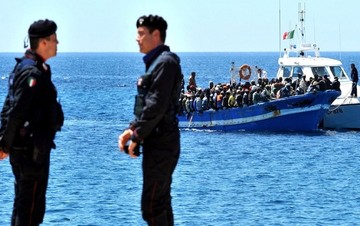 Η Frontex αναπτύσσει 293 συνοριοφύλακες στα ελληνικά νησιά