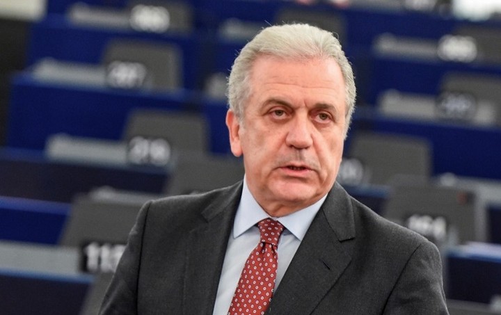 Αβραμόπουλος: Η  ζώνη Σένγκεν δεν βρίσκεται σε κίνδυνο 