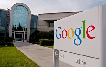 Για φοροδιαφυγή 300 εκατ. ευρώ κατηγορείται η Google