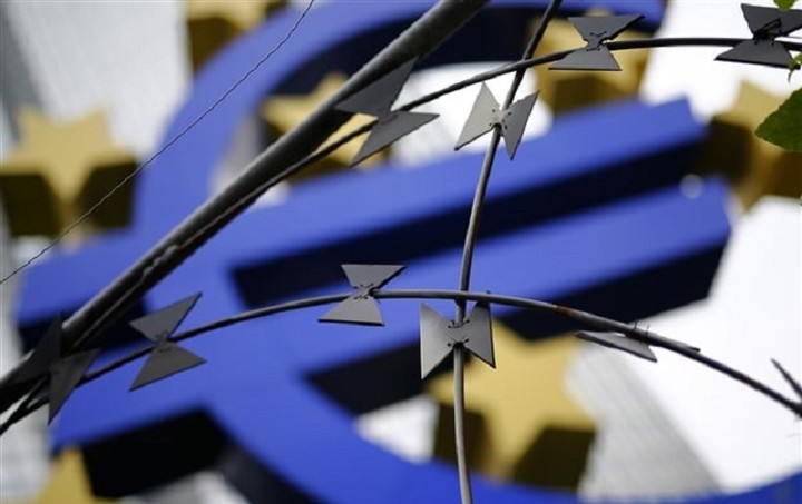 ΕΕ: Το ΔΝΤ είναι ξεκάθαρα μέρος της αξιολόγησης