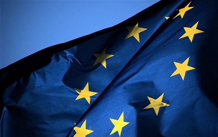 Έρευνα: Κοινές ευρωπαϊκές λύσεις για προσφυγικό θέλουν οι πολίτες της ΕΕ
