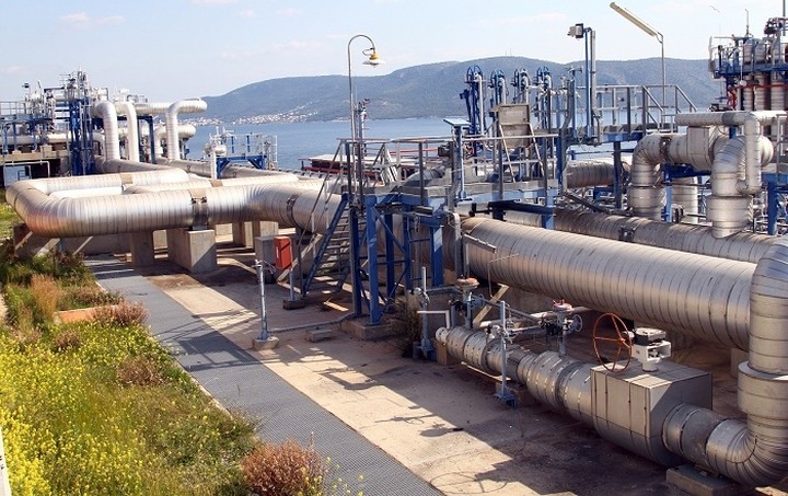 Ικανοποίηση ΥΠΕΝ με τη συμφωνία για τον ελληνοιταλικό αγωγό φυσικού αερίου 