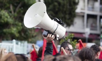 Μπαράζ κινητοποιήσεων αύριο -Ποιοι απεργούν