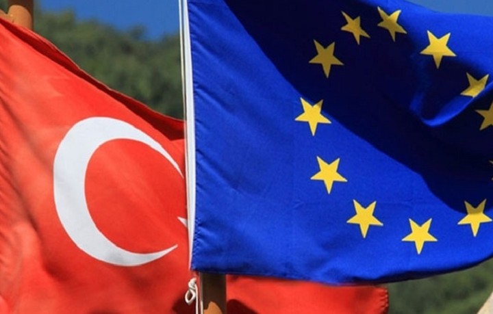 Κομισιόν: Η Τουρκία δεν πληροί όλα τα κριτήρια για την κατάργηση της βίζας