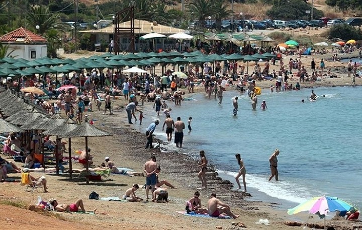 Ιδού ποιες τέσσερις παραλίες της Αττικής κρίθηκαν ακατάλληλες