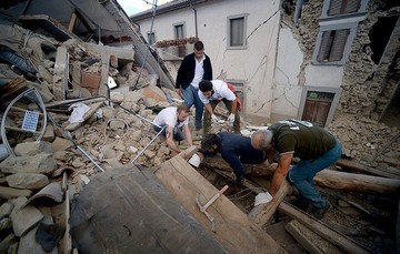 Στους 50 οι νεκροί από τον φονικό σεισμό στην Ιταλία 