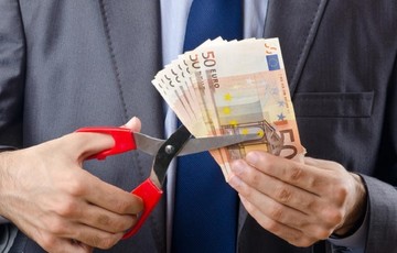 Μισθό κάτω των 1.000 ευρώ παίρνουν 6 στους 10 εργαζομένους