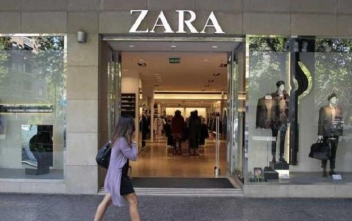 Μήνυση κατά της Zara για φόρεμα με... ποντίκι