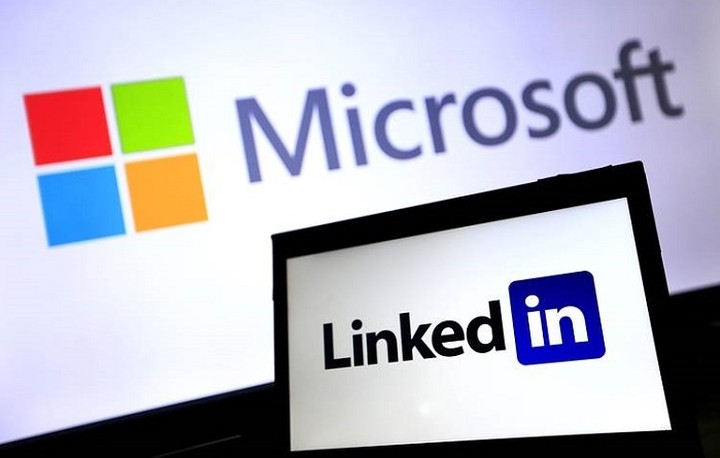 Έκλεισε το deal Microsoft - LinkedIn 