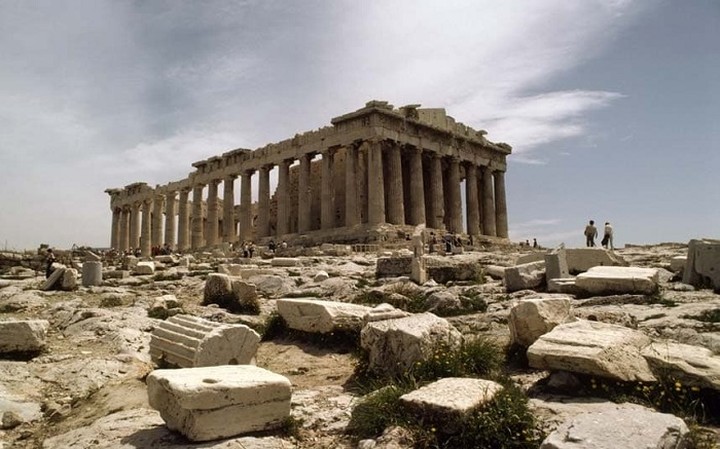 Οι NYT προτείνουν την Αθήνα για διακοπές το 2017