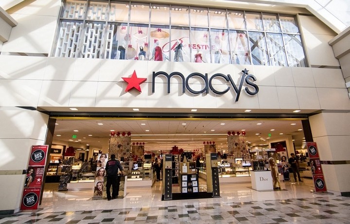 Η Macy's κλείνει 68 καταστήματα και απολύει 6.200 υπαλλήλους