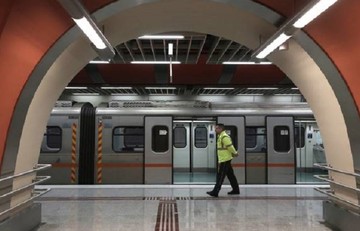 Ανοιχτοί 3 σταθμοί του μετρό για τους άστεγους