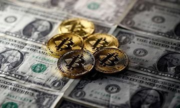 Το bitcoin έσπασε το φράγμα των 10.000 δολαρίων