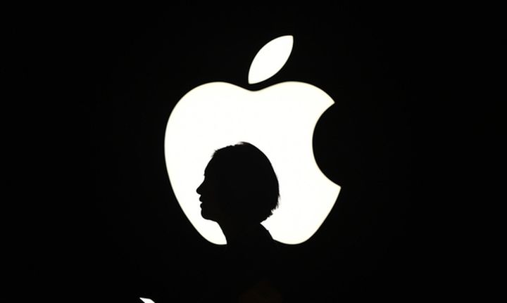 Η Apple απολογείται για τους Mac