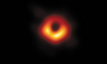 Breakthrough Φυσικής 2020 σε 347 επιστήμονες για τη μαύρη τρύπα