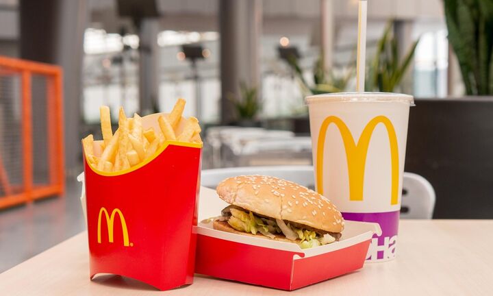 McDonald's: Απέλυσε τον CEO για σχέση με υπάλληλο