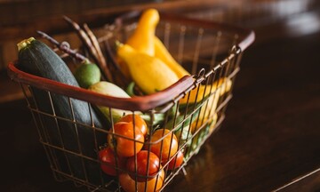 ΕΦΕΤ: Συμβουλές για την ασφαλή αγορά αγαθών και την κατανάλωση τροφίμων
