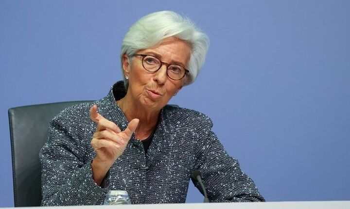 EKT: Προετοιμάζεται για μεγάλη συρρίκνωση της οικονομίας της Ευρωζώνης
