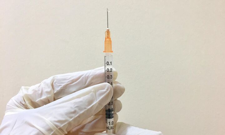 Επιχείρηση «Ελευθερία»: Ποιοι μπαίνουν στη σειρά για το εμβόλιο του κορονοϊού