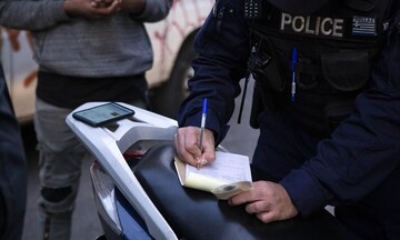  Κορωνοϊός: 9 συλλήψεις και πρόστιμα 396.000 ευρώ για παραβίαση των μέτρων