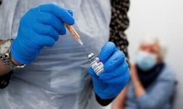  CDC: Οι πλήρως εμβολιασμένοι άνω των 65 έχουν 94% μικρότερο κίνδυνο να νοσηλευθούν