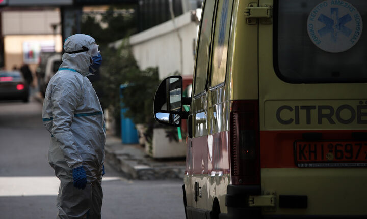 Καπραβέλος: Οι εμβολιασμένοι νοσούν ήπια-Χωρίς ανοσία καταστραφήκαμε