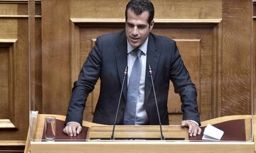 Πλεύρης: Καταγγελίες και για «μαϊμού» δηλώσεις νόσησης- Απόλυση για πλαστά πιστοποιητικά