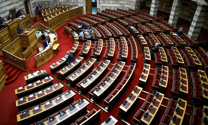   Βουλή: Εγκρίθηκαν οι διορισμοί των επικεφαλής του ΕΟΠΥΥ