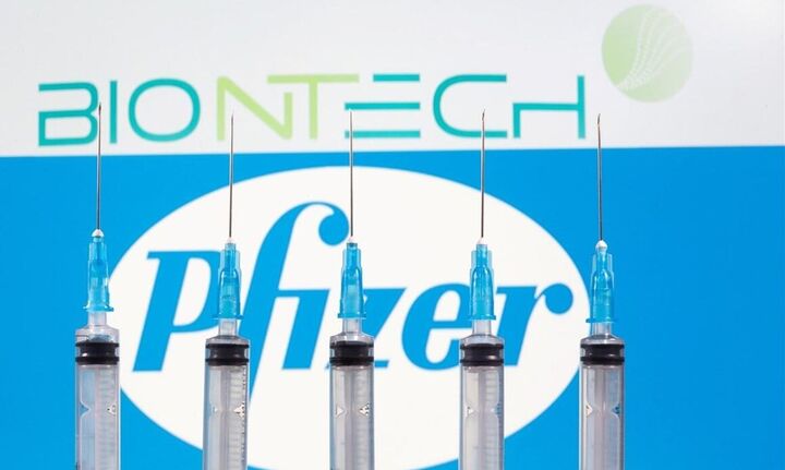  FDA : Pfizer και BioNTech υπέβαλαν αίτηση για 4η δόση στους άνω των 65 ετών