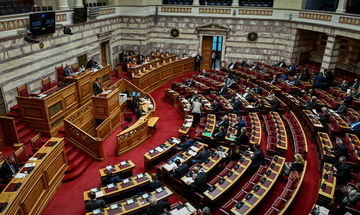  Βουλή: Ψηφίστηκε το νομοσχέδιο για τον ΟΑΕΠ