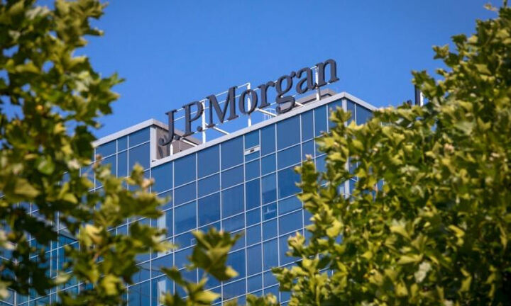 JP Morgan: Έως τις αρχές του 2024 η ανάκτηση της επενδυτικής βαθμίδας για την Ελλάδα 