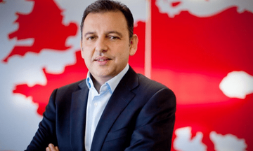 Οι κακές επιδόσεις της Vodafone, το μέλλον του CEO Χ. Μπρουμίδη και οι… χρυσές αποκρατικοποιήσεις