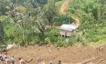 Θάφτηκαν ζωντανοί «πάνω από 2.000 άνθρωποι» στην Παπούα Νέα Γουϊνέα λόγω κατολίσθησης