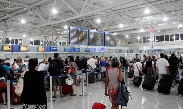 Αεροδρόμια: Αυξήθηκε 12,2% η επιβατική κίνηση στο τετράμηνο
