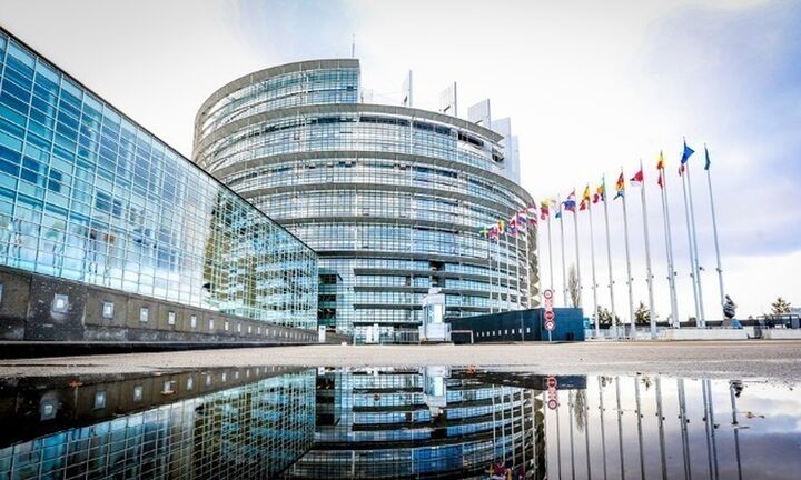 Οι συσχετισμοί των πολιτικών δυνάμεων στο Ευρωπαϊκό Κοινοβούλιο πριν από τις ευρωεκλογές 