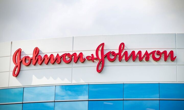 Johnson & Johnson: Επώδυνος συμβιβασμός 700 εκατ. για τα προϊόντα ταλκ