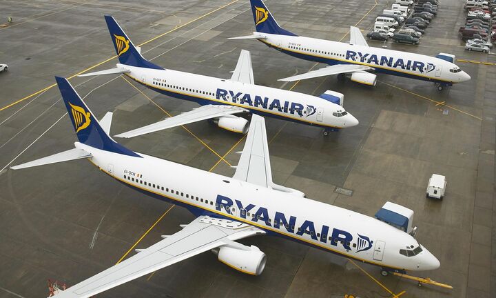 Ryanair: Χαμηλώνει τον πήχη για την επιβατική κίνηση λόγω καθυστερήσεων της Boeing