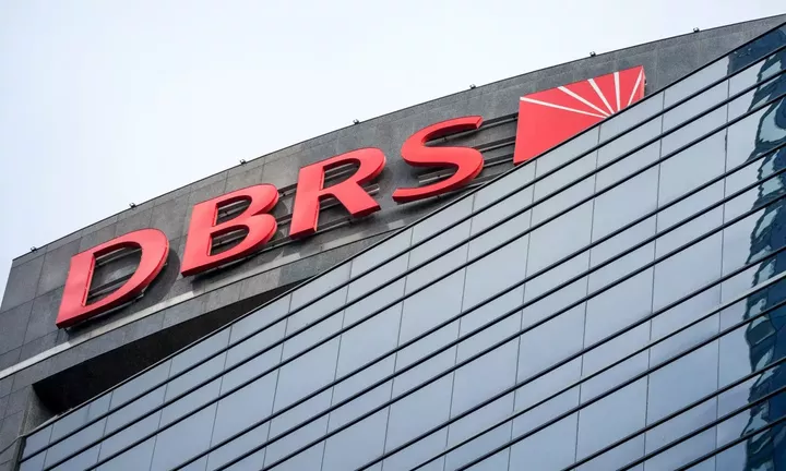 DBRS: Πιστωτικά θετικές οι προσπάθειες των ελληνικών τραπεζών στο μέτωπο των DTCs