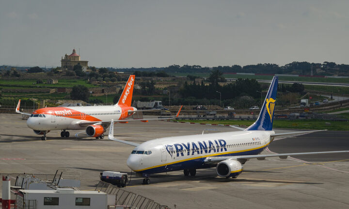 Ισπανία: "Καμπάνα" σε Ryanair, EasyJet και άλλες εταιρείες για «καταχρηστικά» τέλη χειραποσκευών